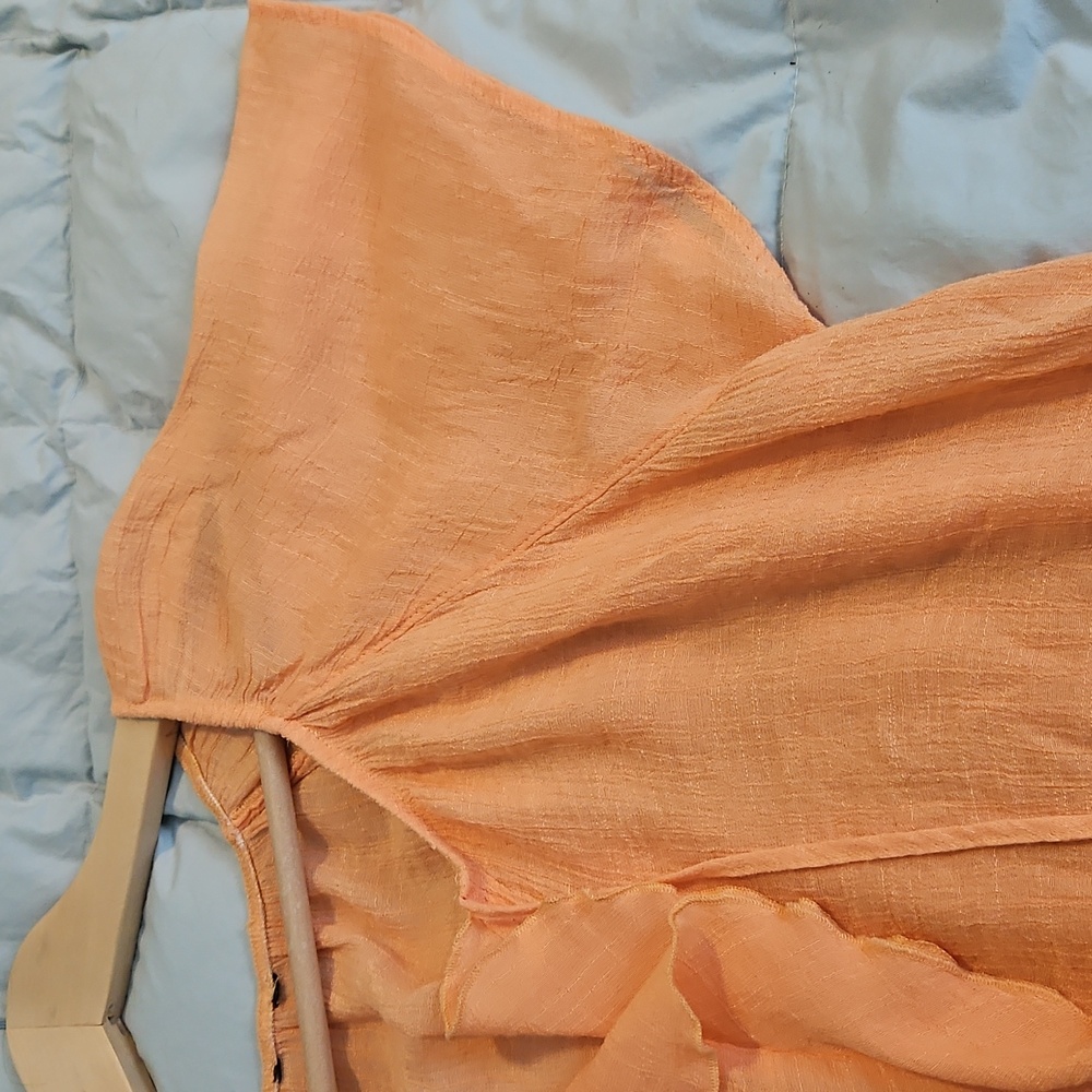 Women's Peach Linen Ruffle Top - Picture 2 of 3